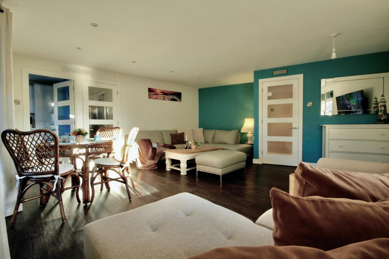 St Georges Balcony Suite With Parking 포츠머스 외부 사진
